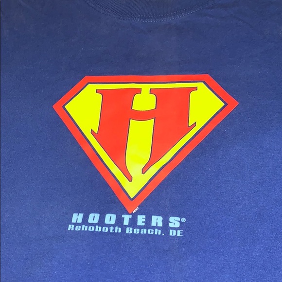 Hooters Rehoboth Beach, DE Graphic Tee - Picture 2 of 4